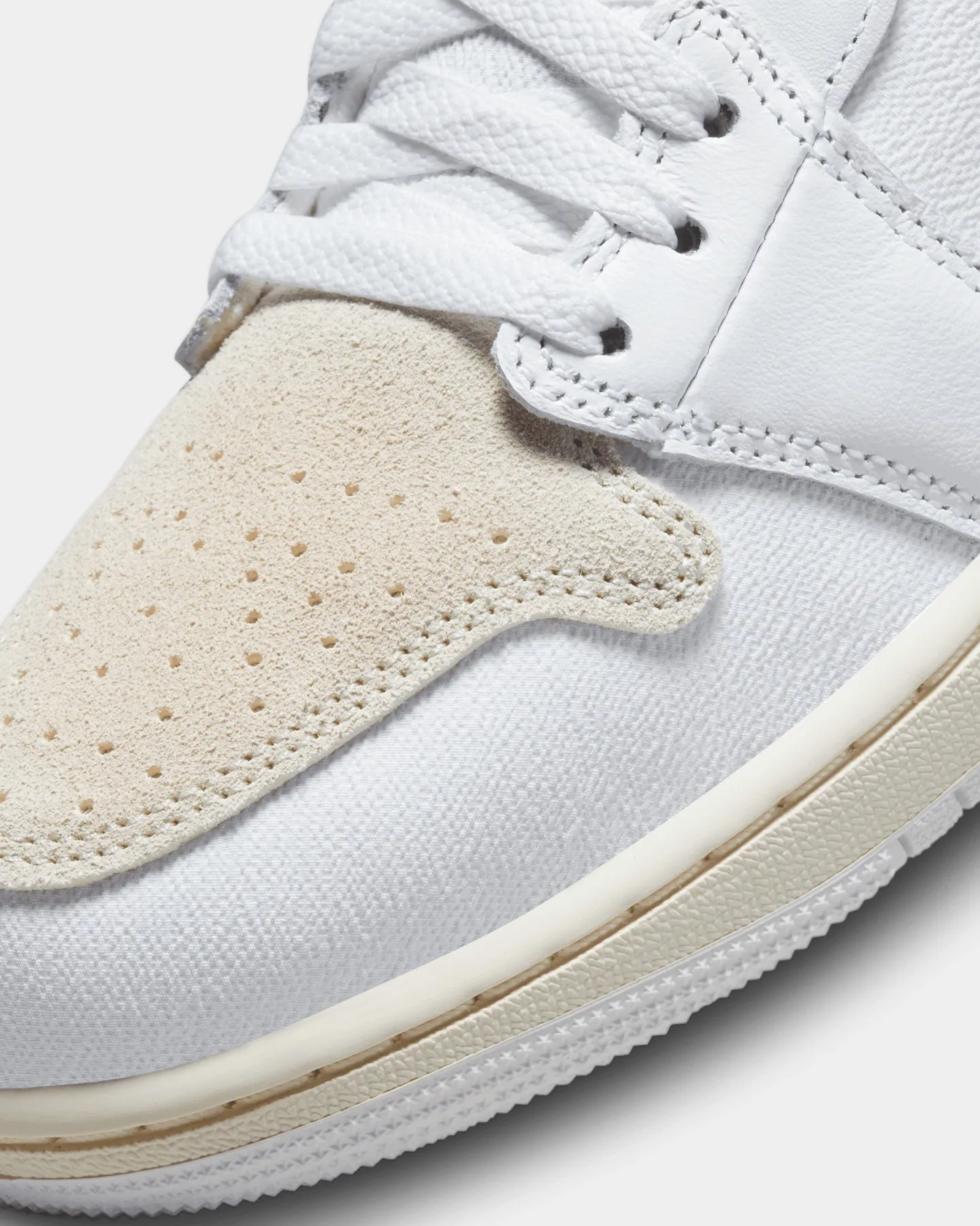 Jordan Air Jordan 1 Mid SE Craft "Light Orewood Brown" White/Light Orewood Brown