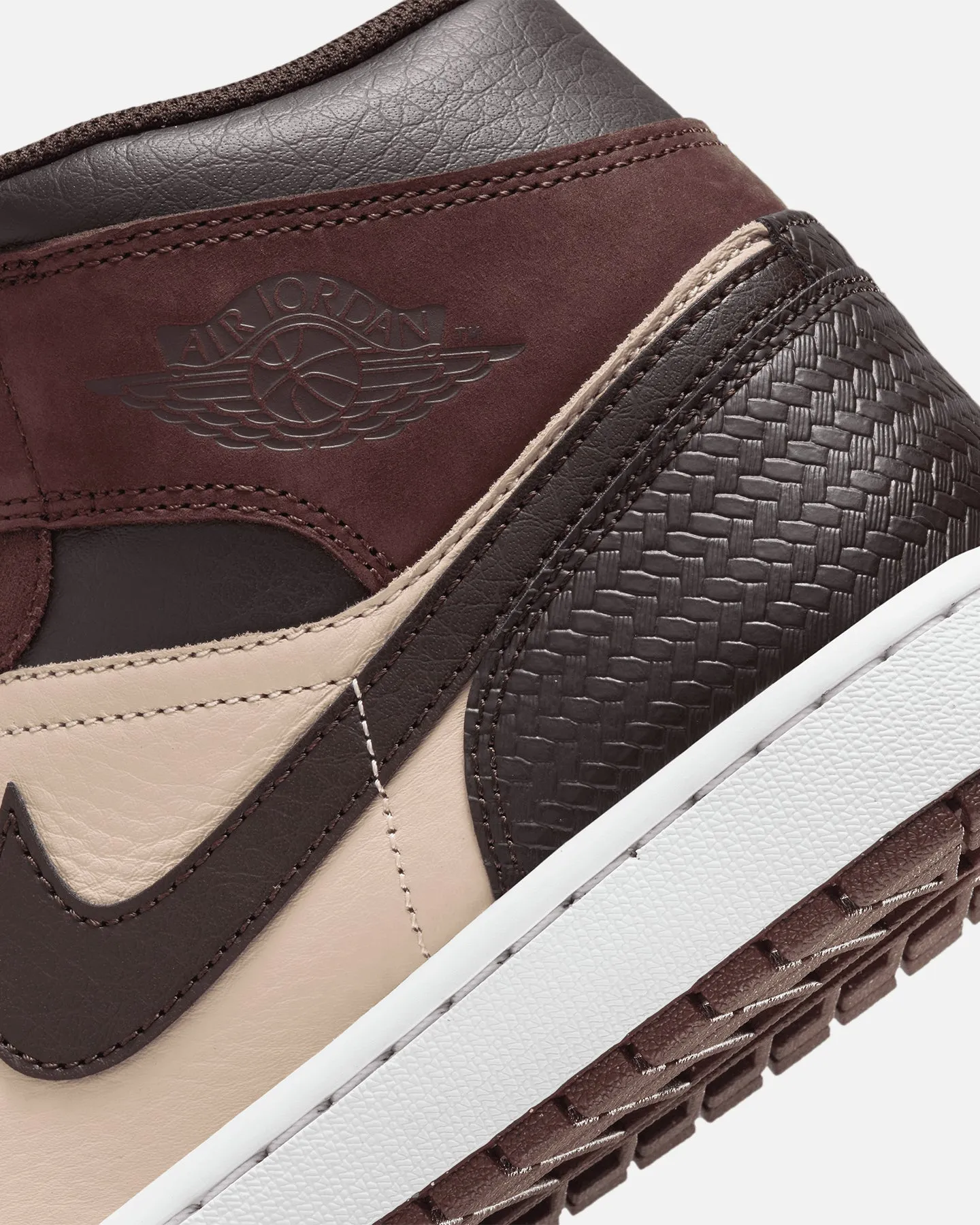 Jordan Air Jordan 1 Mid SE "Paris YMCA" Brown
